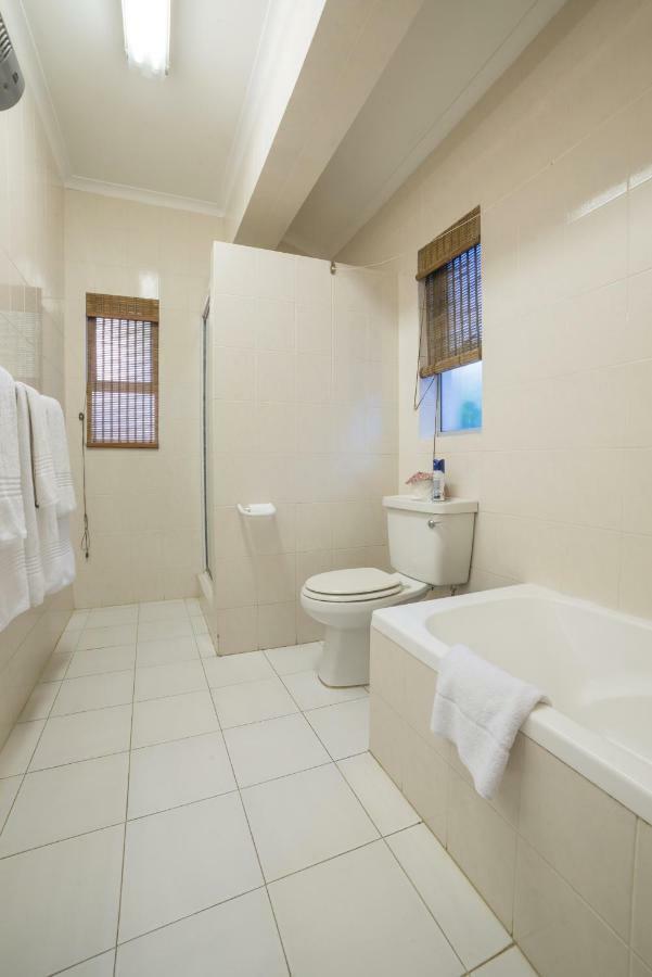 Garden Place Guest Houses Johannesburg Exterior photo